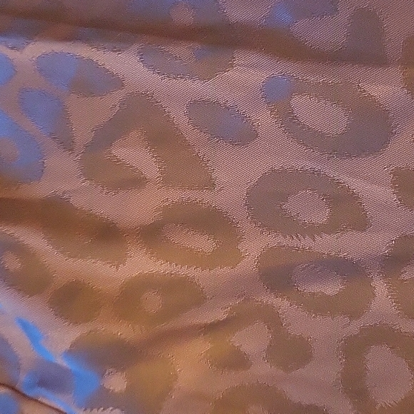 Shein Size M. Leopard Print. - Picture 2 of 2